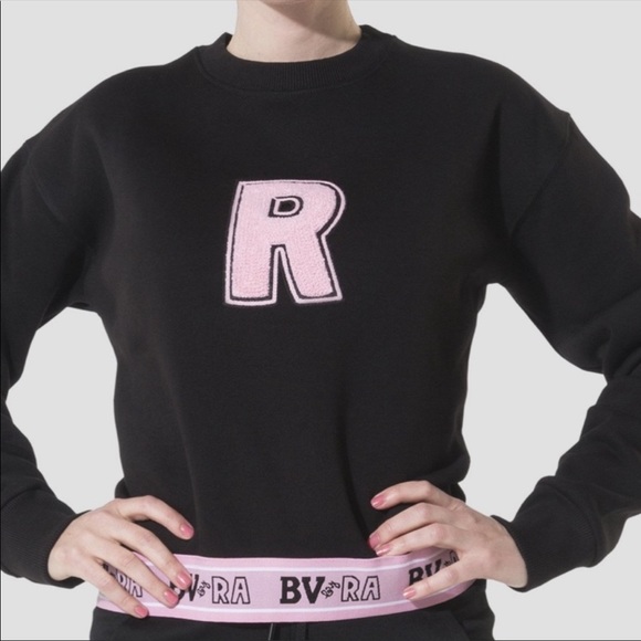 M-Riverdale Betty and Veronica sweatshirt - Picture 6 of 7